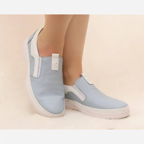 کفش زنانه تمام چرم راحتی درجه1 در سه رنگ