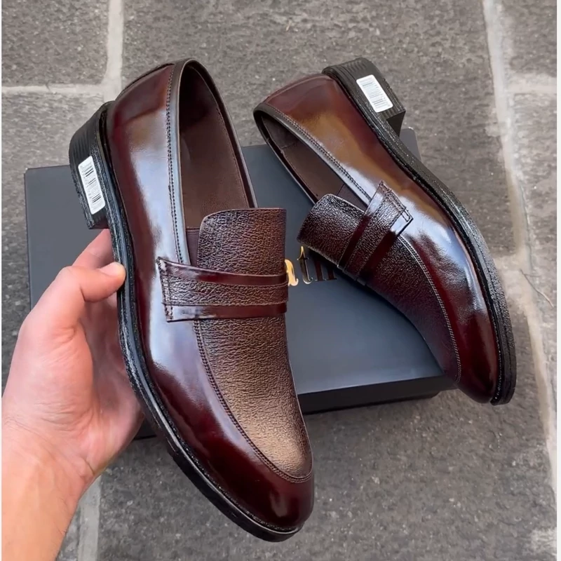 کالج مردانه تمام چرم مجلسی مدل مکس