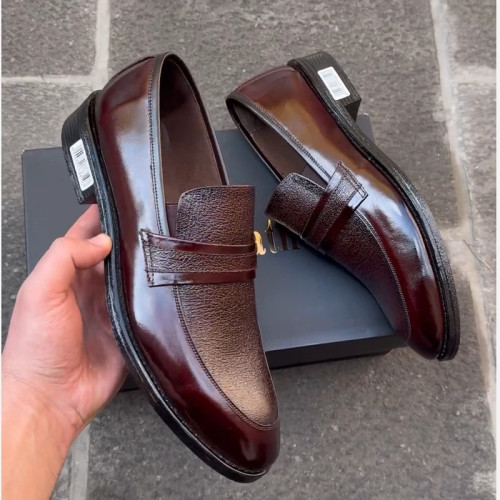 کالج مردانه تمام چرم مجلسی مدل مکس