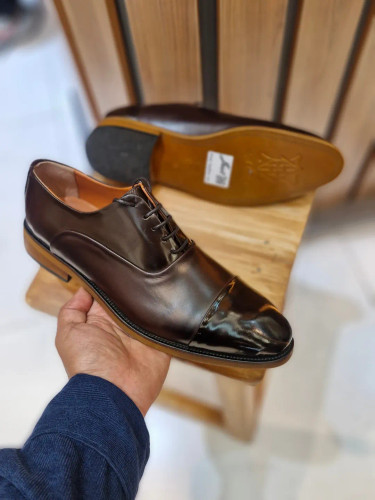 کفش مجلسی ژست مردانه تمام چرم زیره چرم میکرو کد ۵۷۷