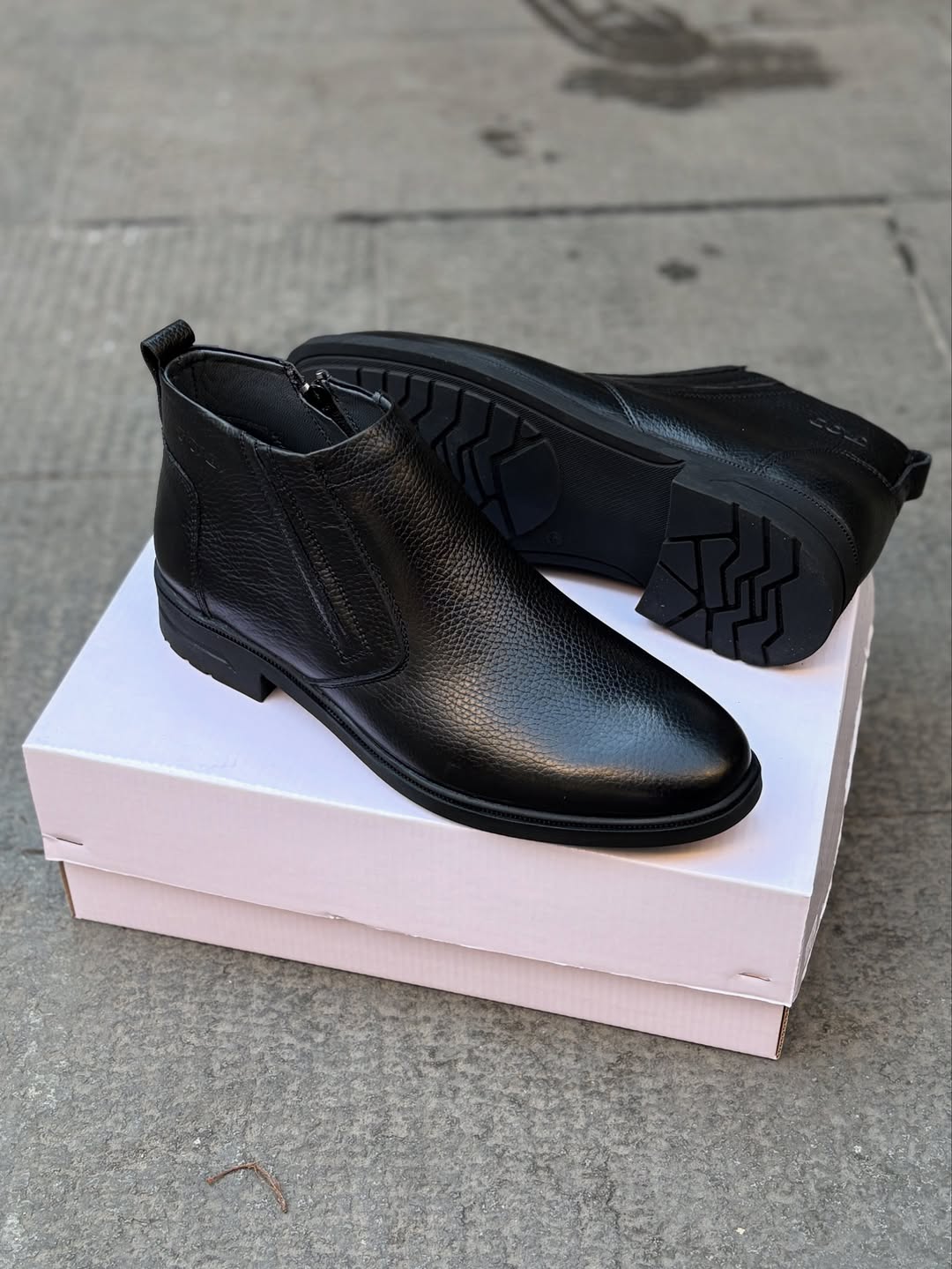 نیم بوت بقل زیپ زیره ترمو کد ۵۹۲