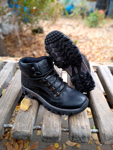 نیم بوت یخ شکن چرم طبیعی دوخت شده تخفیف ویژه کد ۶۰۰