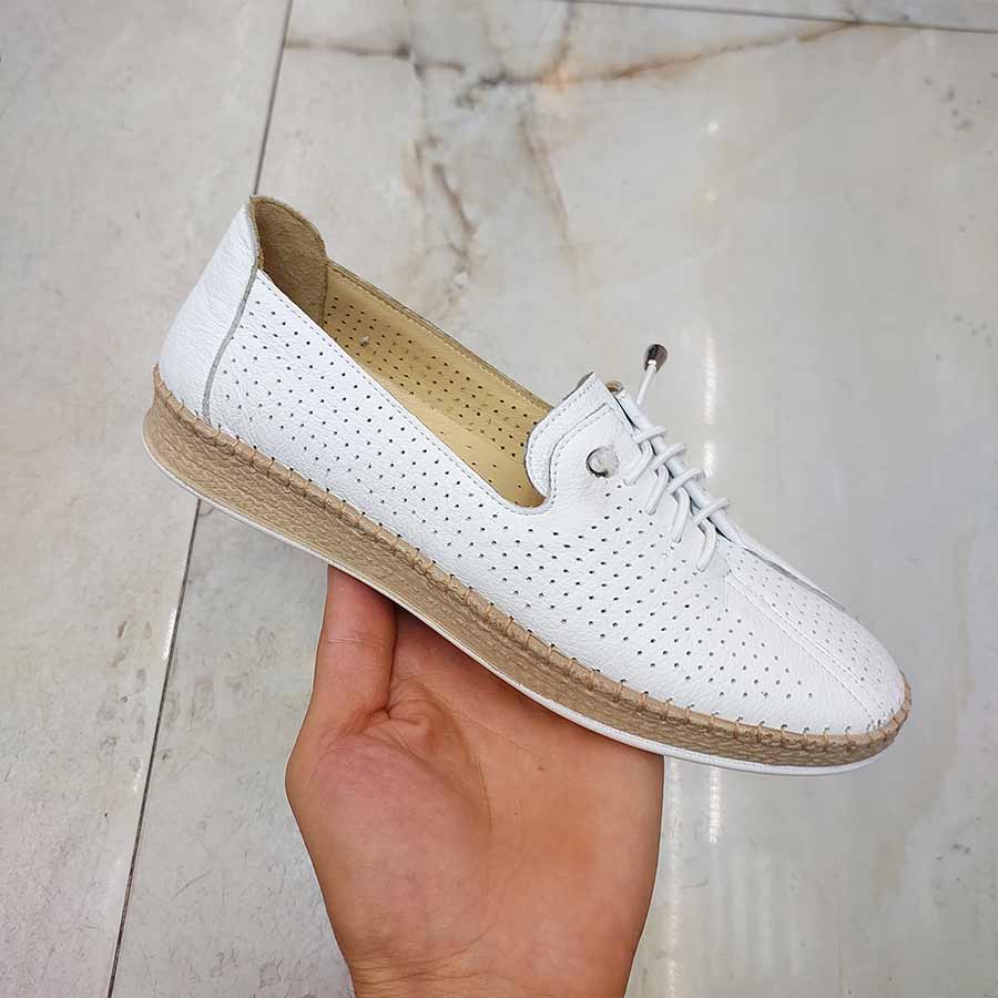 کفش زنانه تمام چرم طبیعی کد ۶۳۶