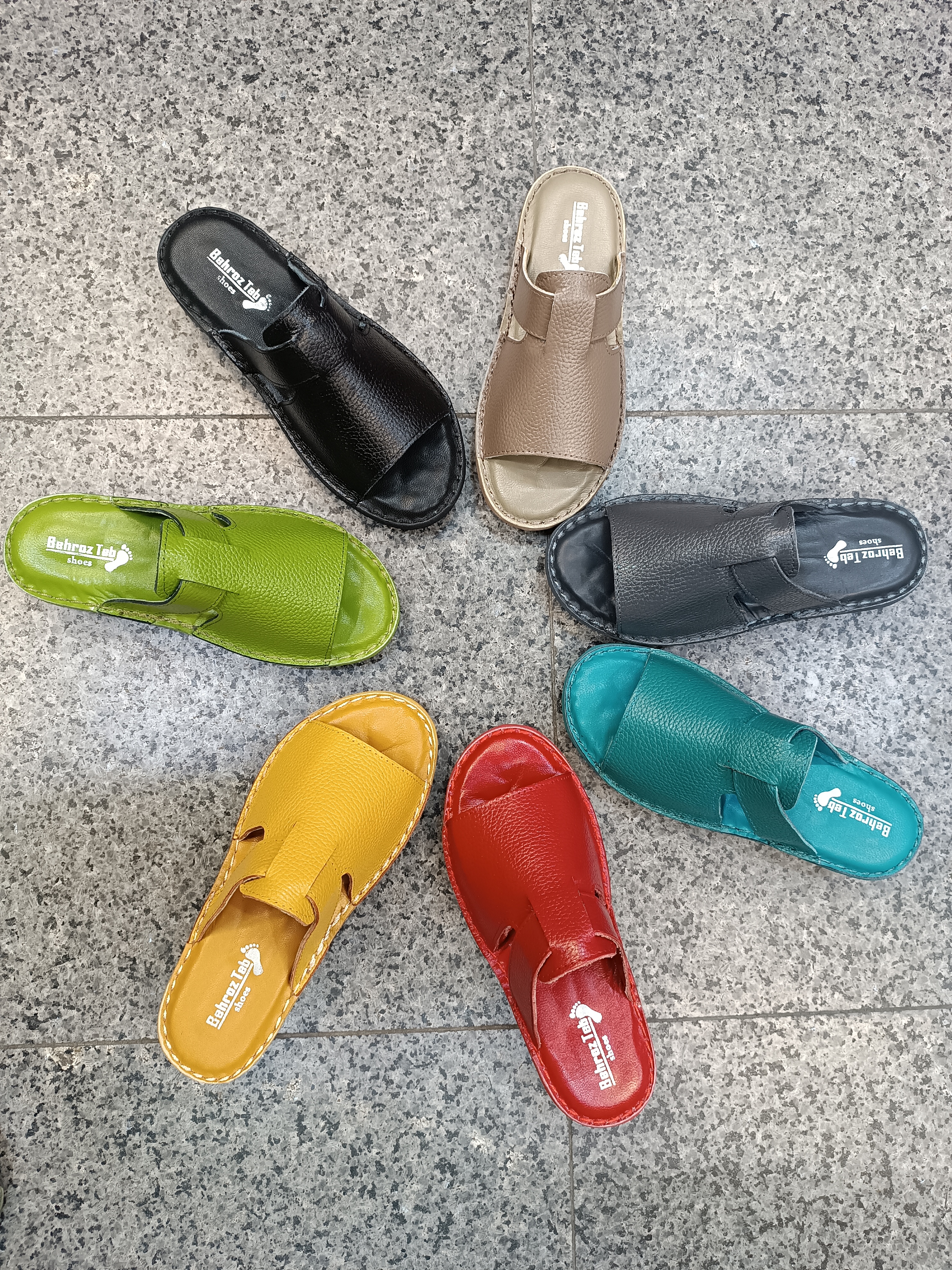 صندل زنانه تمام چرم طبیعی مدل جدید بهروز طب کد۷۰۵