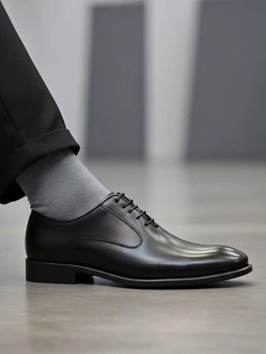 کفش مجلسی مردانه تمام چرم طبیعی کد ۷۷۶